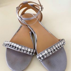 Jewel Badgley Mischka Flat Sandal in Silver Satin, Size 7.5